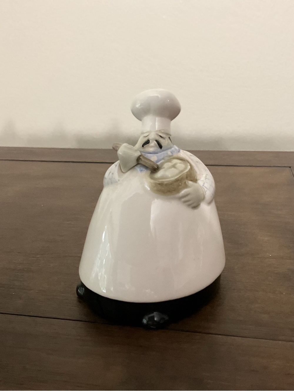 Fritz and Floyd Ceramic Chef Figurine shaker vintage  - White and Black